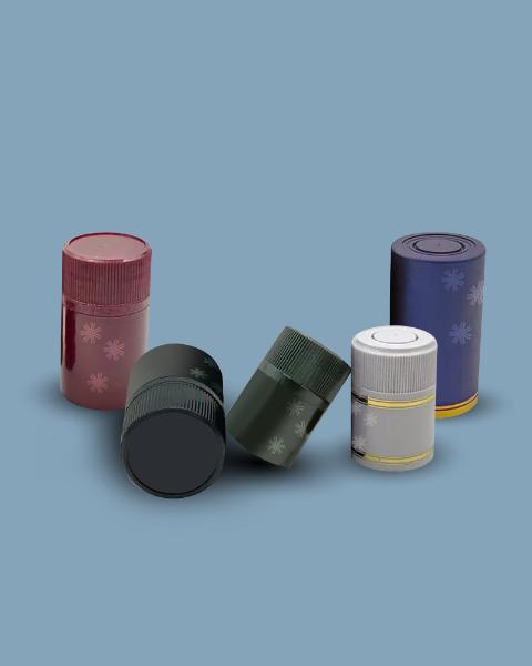 PLASTIC CLOSURES